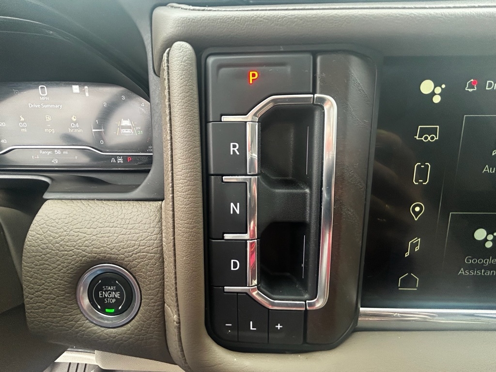 GMC Yukon XL Denali 4WD 2022