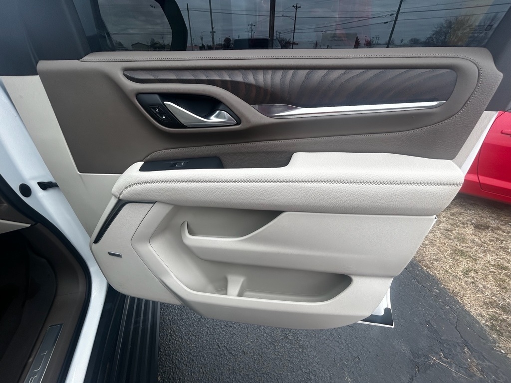 GMC Yukon XL Denali 4WD 2022