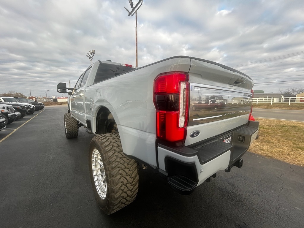 Ford F-250 SD Platinum Crew Cab 4WD 2024
