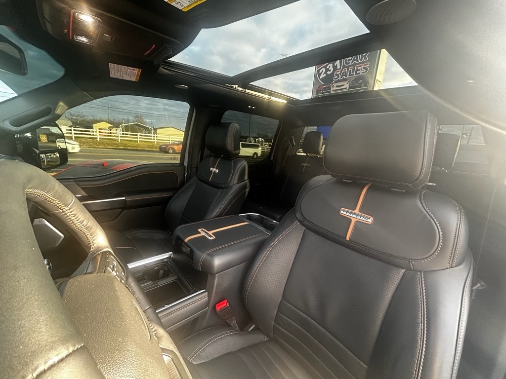 Ford F-250 SD Platinum Crew Cab 4WD 2024
