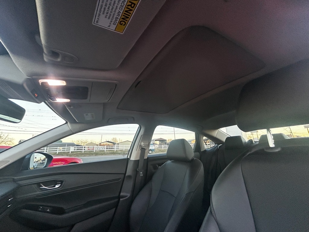 Honda Accord Touring Hybrid 2025