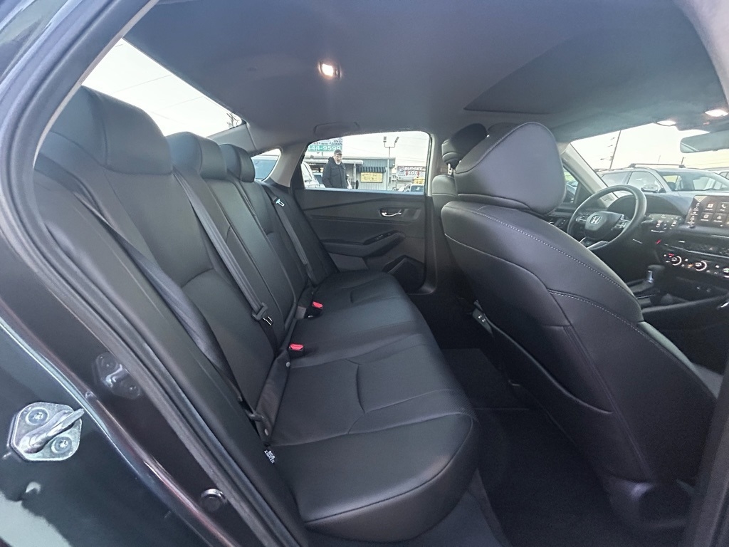 Honda Accord Touring Hybrid 2025