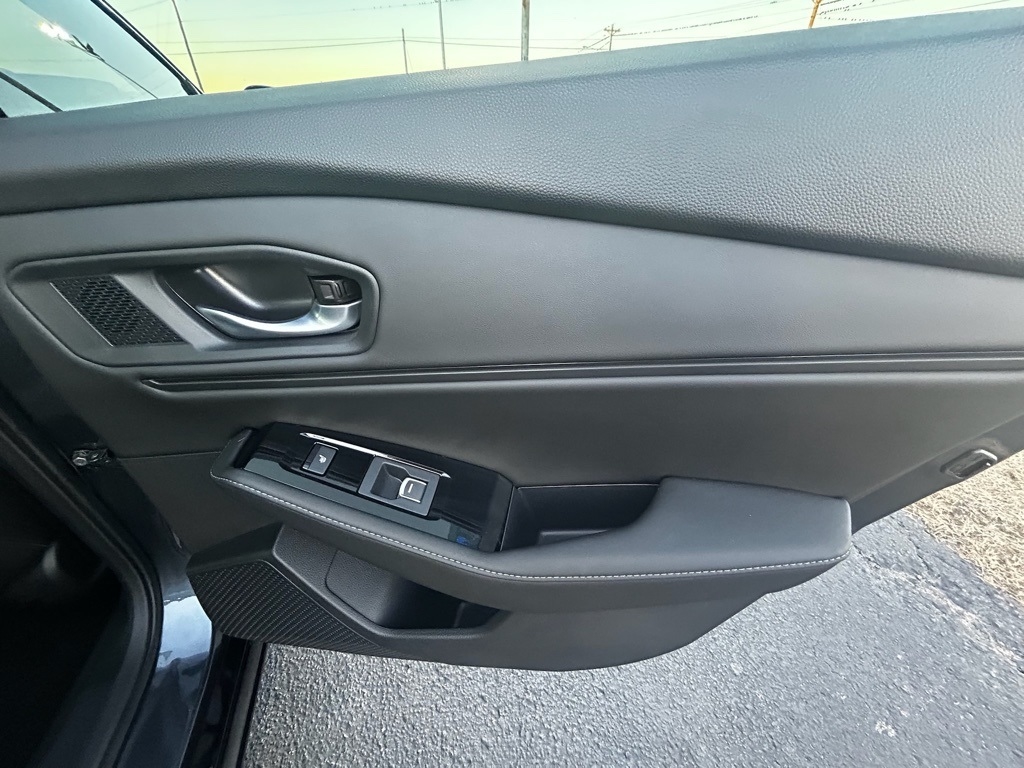 Honda Accord Touring Hybrid 2025