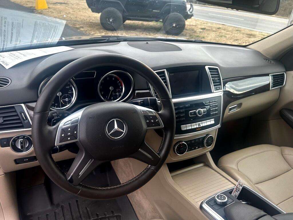 Mercedes-Benz M-Class ML350 4MATIC 2013