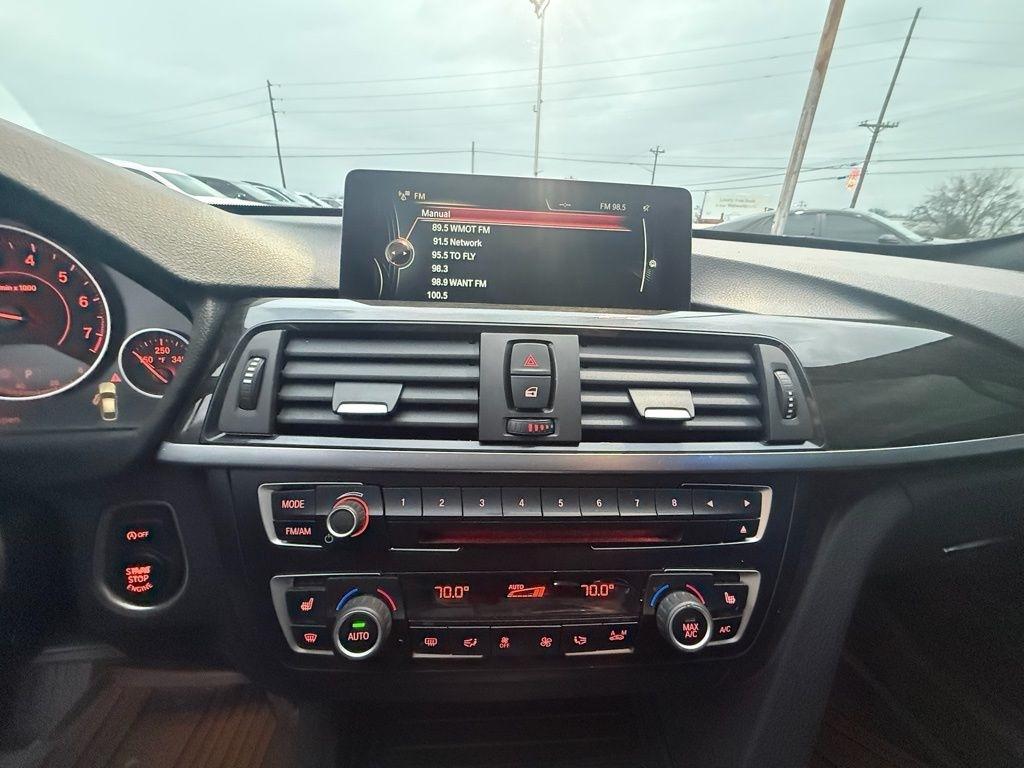 BMW 3-Series Gran Turismo 335i xDrive 2016