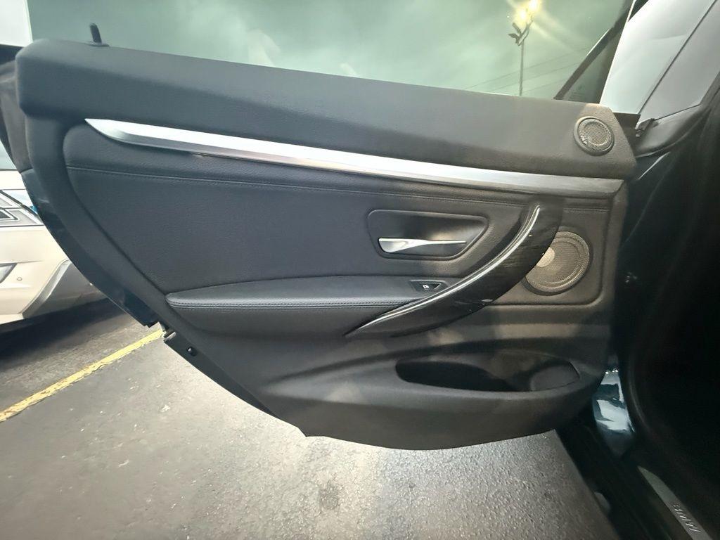 BMW 3-Series Gran Turismo 335i xDrive 2016