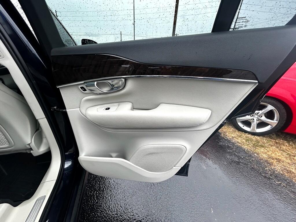 Volvo XC90 T6 Momentum AWD 2017