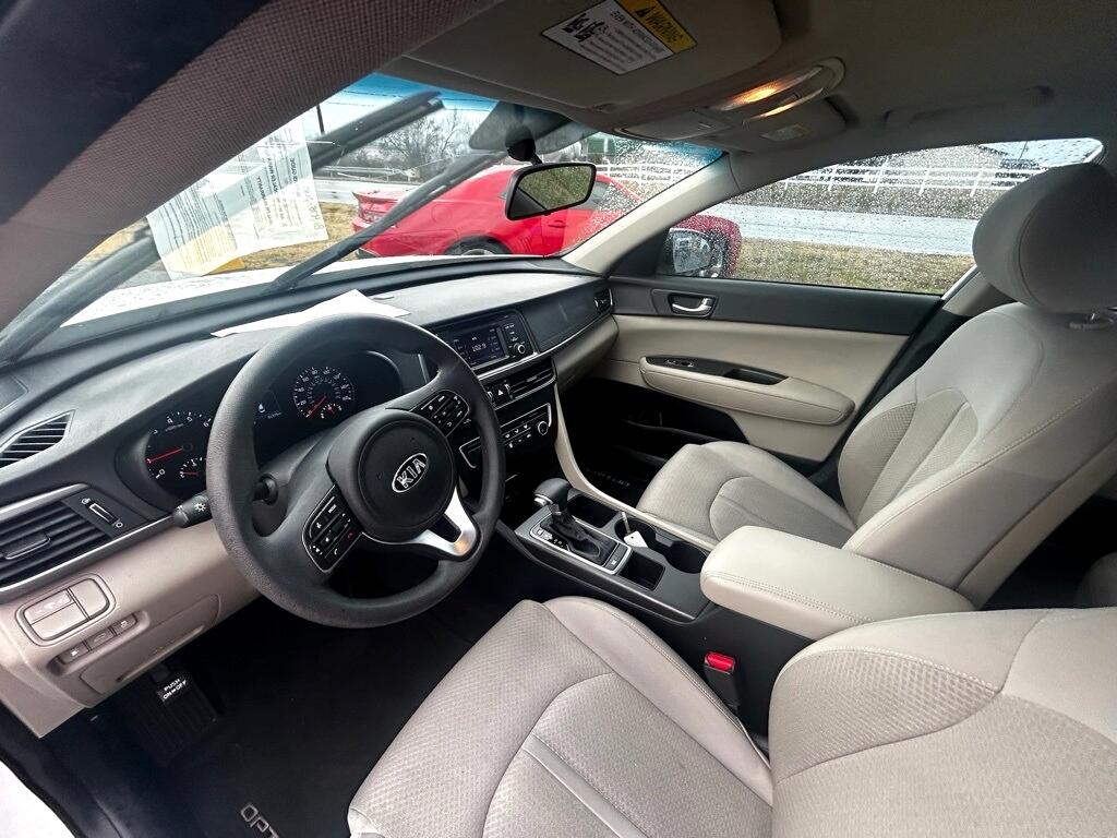 Kia Optima LX 2017