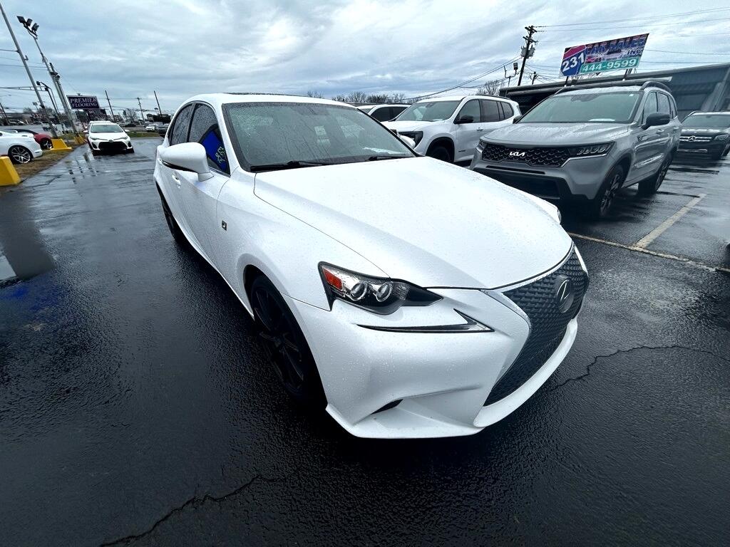 Lexus IS 200t 2016