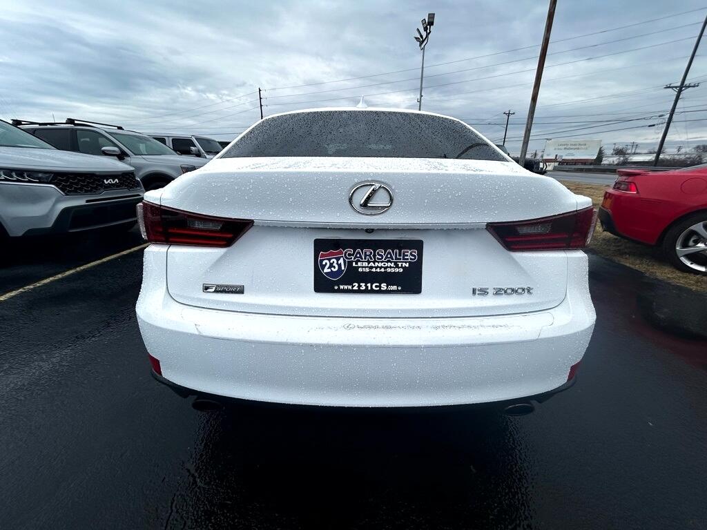Lexus IS 200t 2016