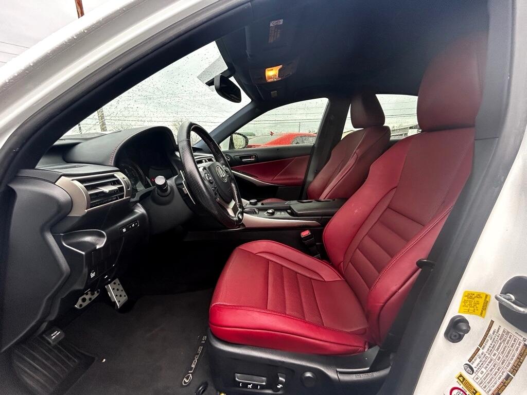 Lexus IS 200t 2016
