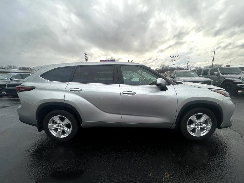 Toyota Highlander Limited AWD 2024