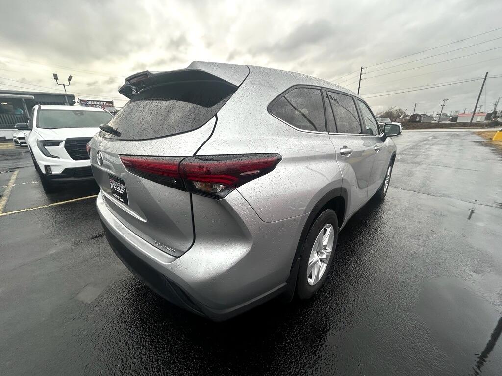 Toyota Highlander Limited AWD 2024