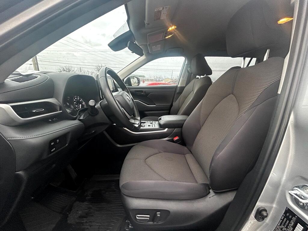 Toyota Highlander Limited AWD 2024
