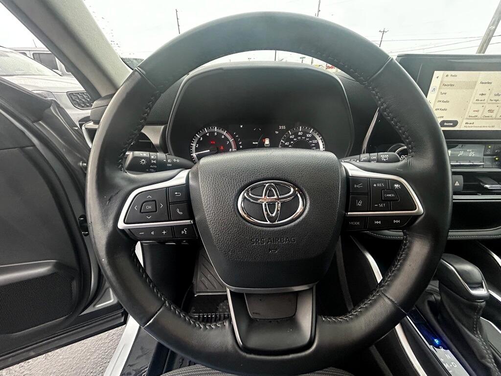 Toyota Highlander Limited AWD 2024