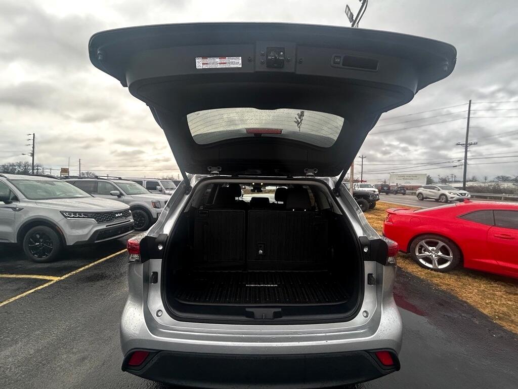 Toyota Highlander Limited AWD 2024