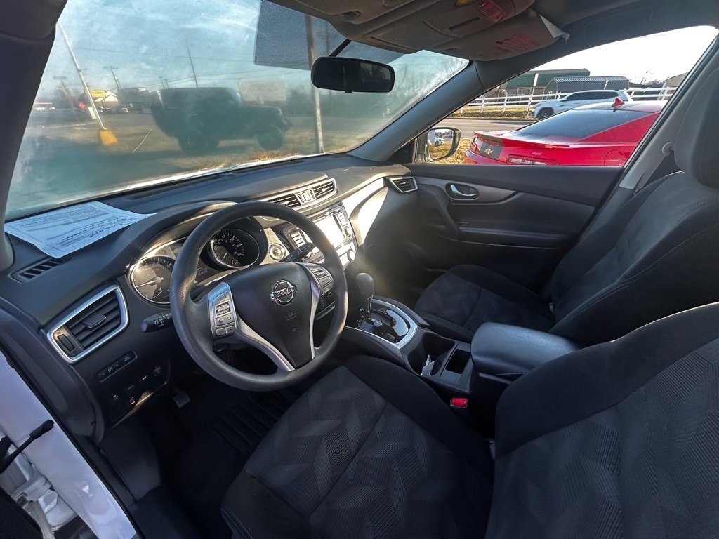 Nissan Rogue SV 2WD 2014