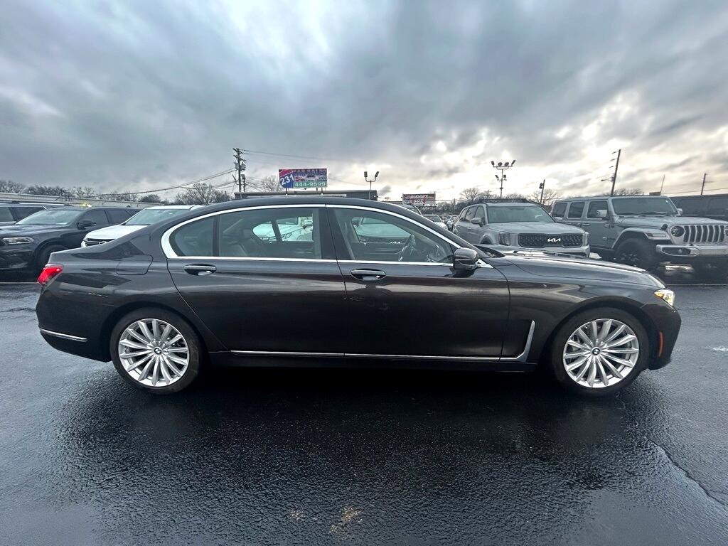 BMW 7-Series 740i xDrive 2022