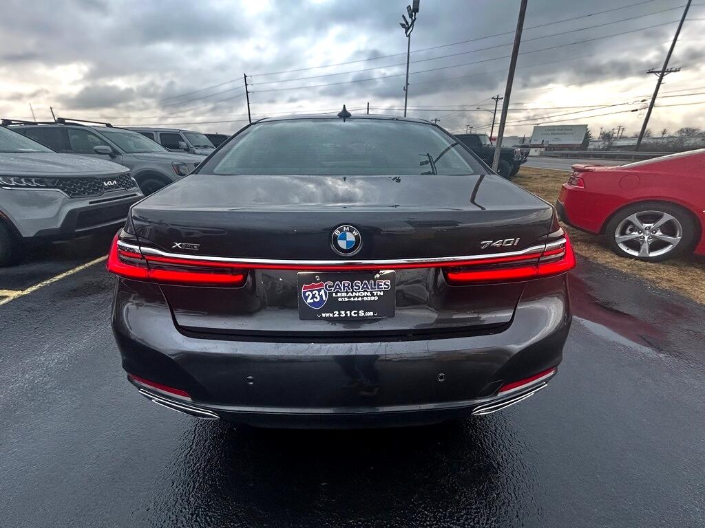 BMW 7-Series 740i xDrive 2022