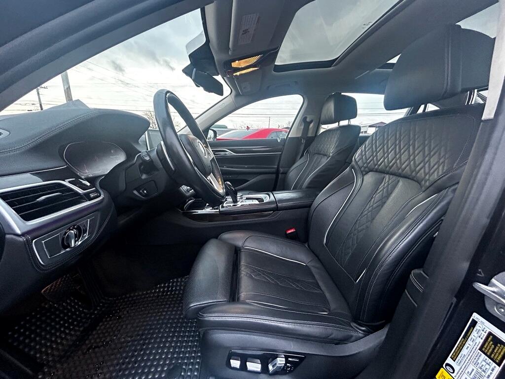 BMW 7-Series 740i xDrive 2022