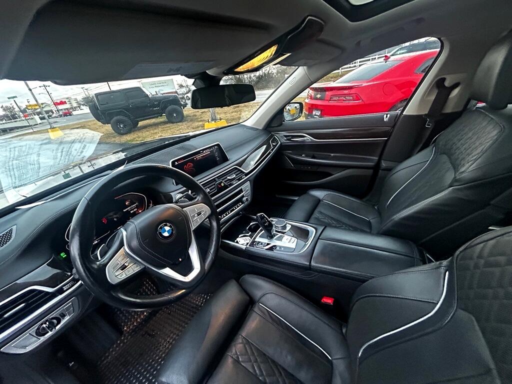 BMW 7-Series 740i xDrive 2022