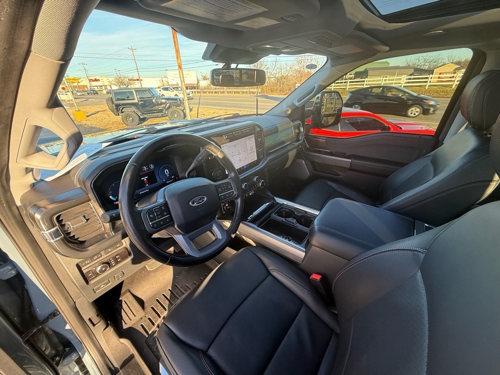 Ford F-250 SD XL Crew Cab 4WD 2023