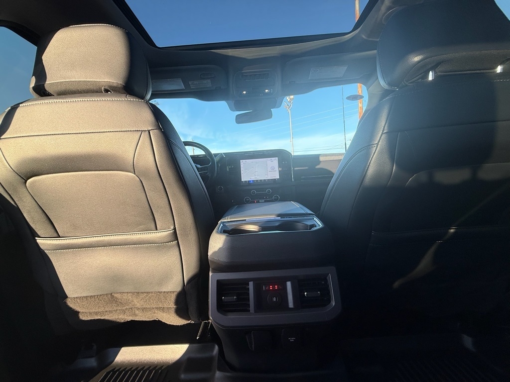 Ford F-250 SD XL Crew Cab 4WD 2023