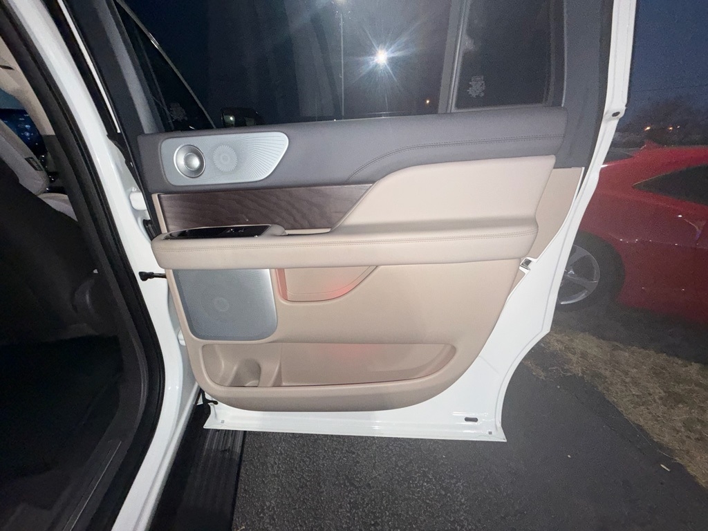 Lincoln Navigator L Reserve 2024