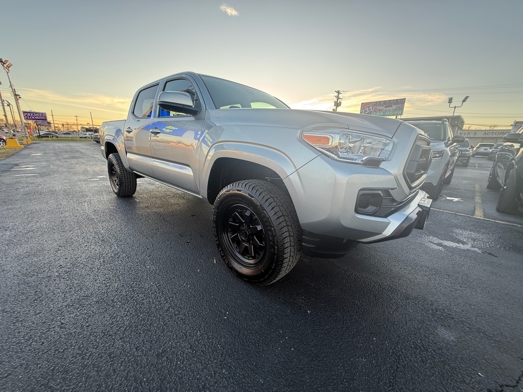 Toyota Tacoma SR5 Double Cab Long Bed V6 6AT 4WD 2023
