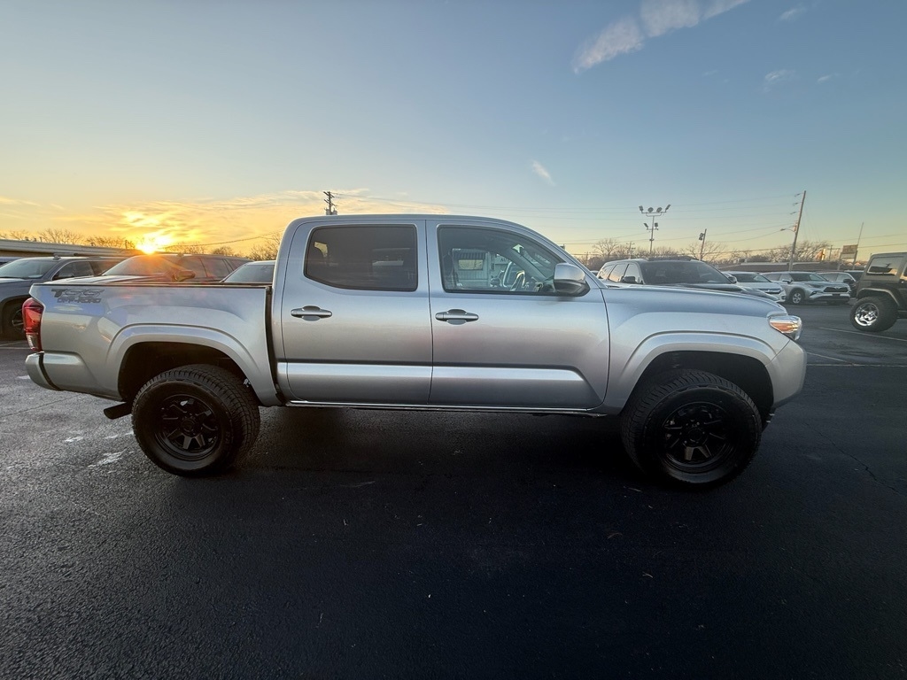 Toyota Tacoma SR5 Double Cab Long Bed V6 6AT 4WD 2023