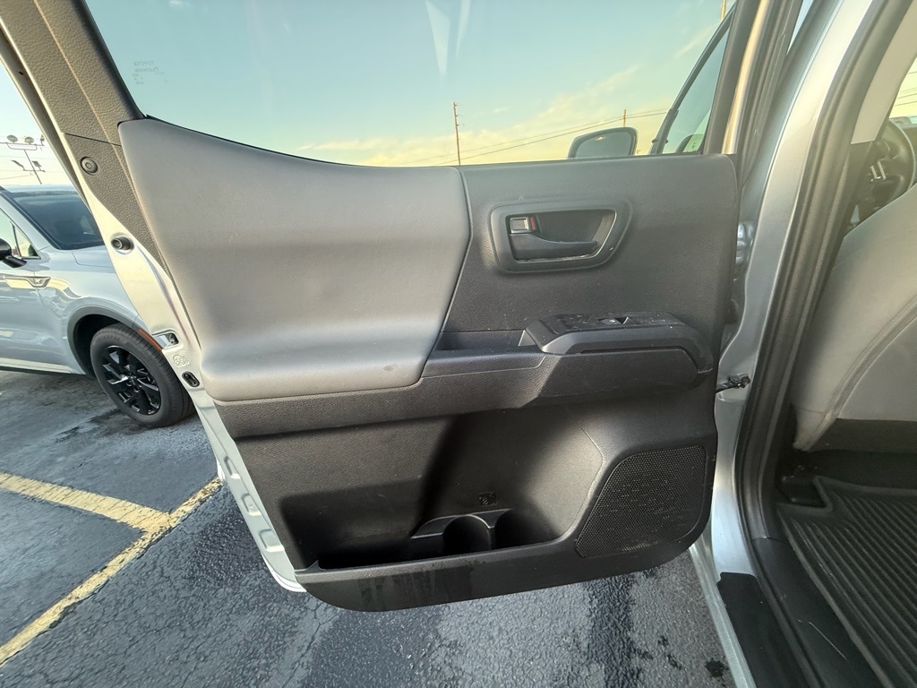 Toyota Tacoma SR5 Double Cab Long Bed V6 6AT 4WD 2023