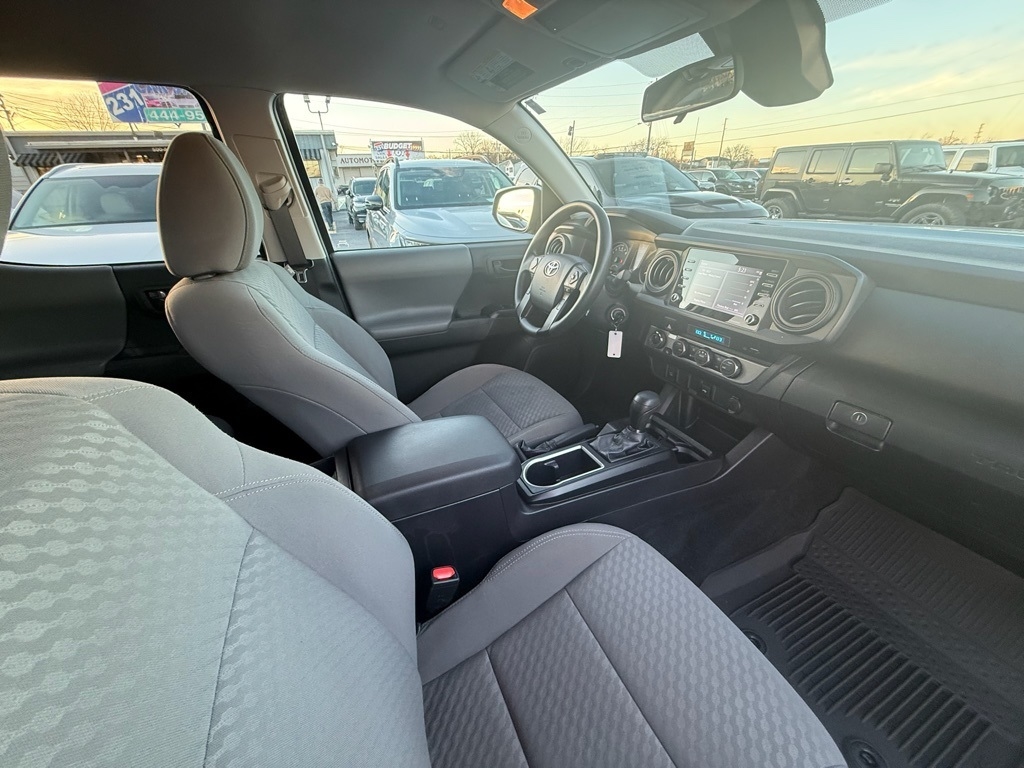 Toyota Tacoma SR5 Double Cab Long Bed V6 6AT 4WD 2023