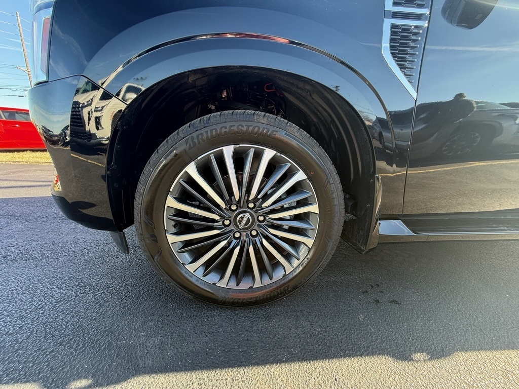 Nissan Armada Platinum Reserve 4WD 2025