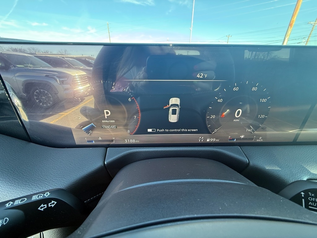 Nissan Armada Platinum Reserve 4WD 2025