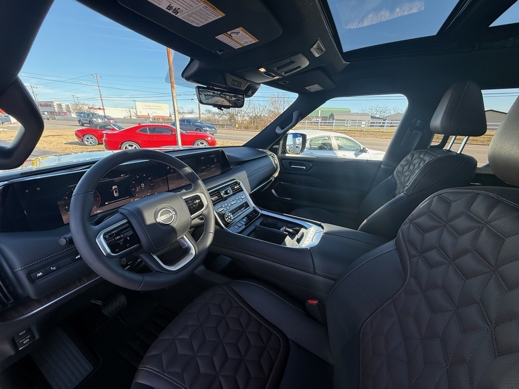 Nissan Armada Platinum Reserve 4WD 2025