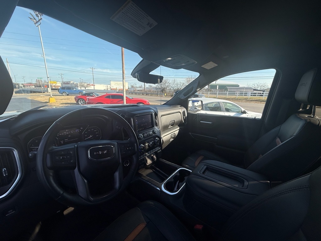 GMC Sierra 1500 AT4 Crew Cab Long Box 4WD 2020