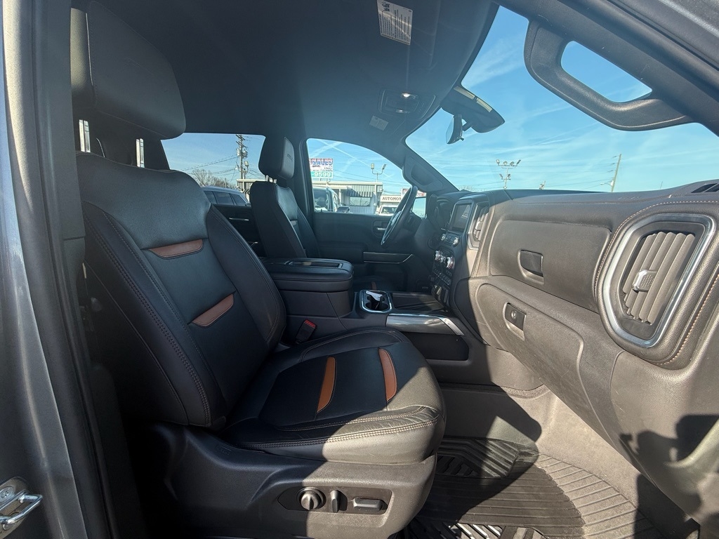 GMC Sierra 1500 AT4 Crew Cab Long Box 4WD 2020