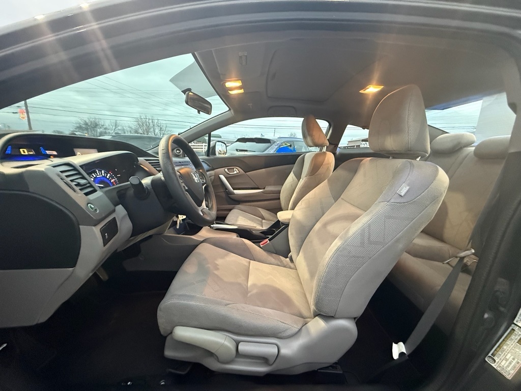 Honda Civic EX Coupe 5-Speed AT 2012