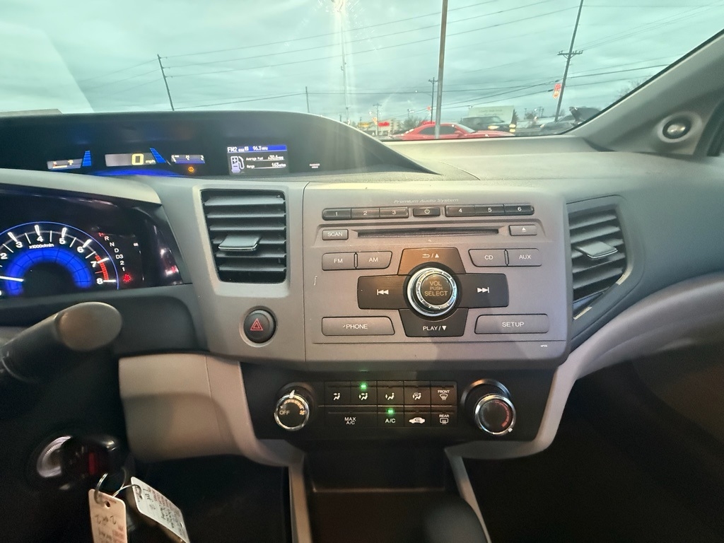 Honda Civic EX Coupe 5-Speed AT 2012