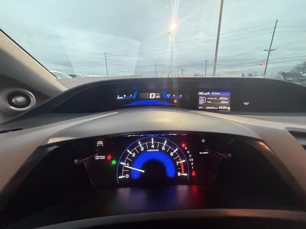 Honda Civic EX Coupe 5-Speed AT 2012