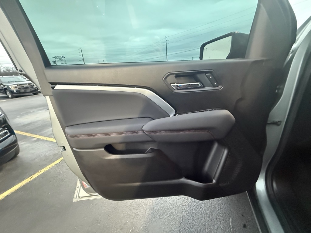 Chevrolet Colorado Z71 Crew Cab 4WD 2025