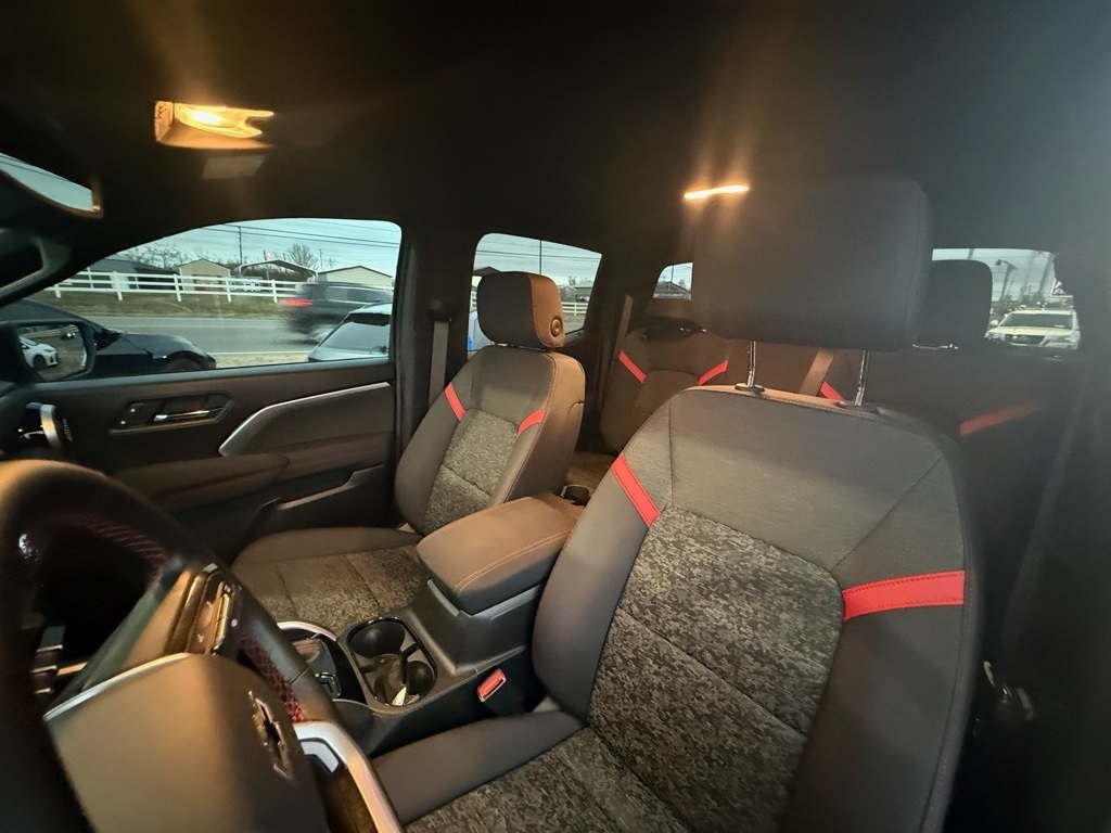 Chevrolet Colorado Z71 Crew Cab 4WD 2025