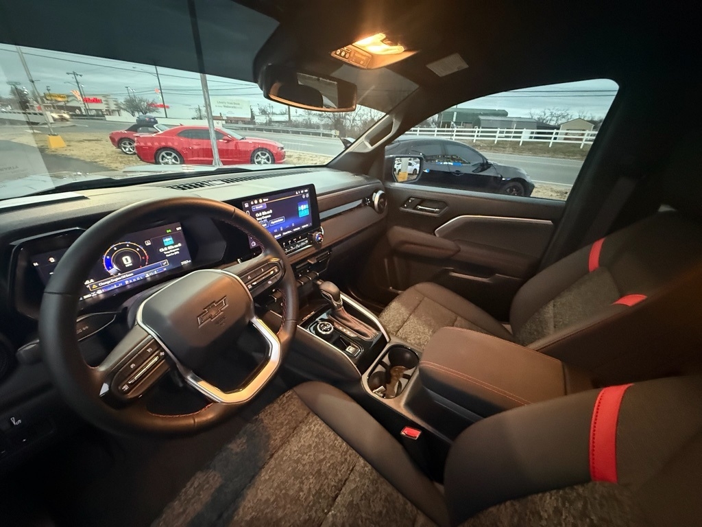 Chevrolet Colorado Z71 Crew Cab 4WD 2025
