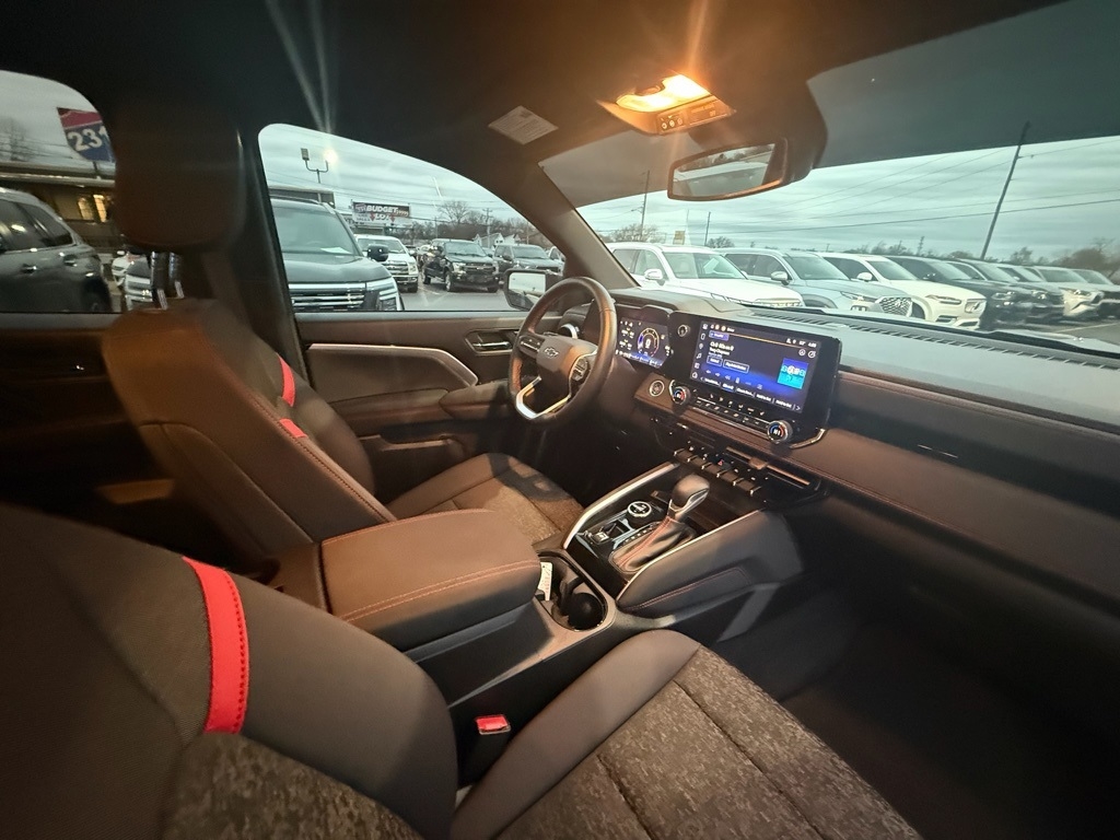 Chevrolet Colorado Z71 Crew Cab 4WD 2025