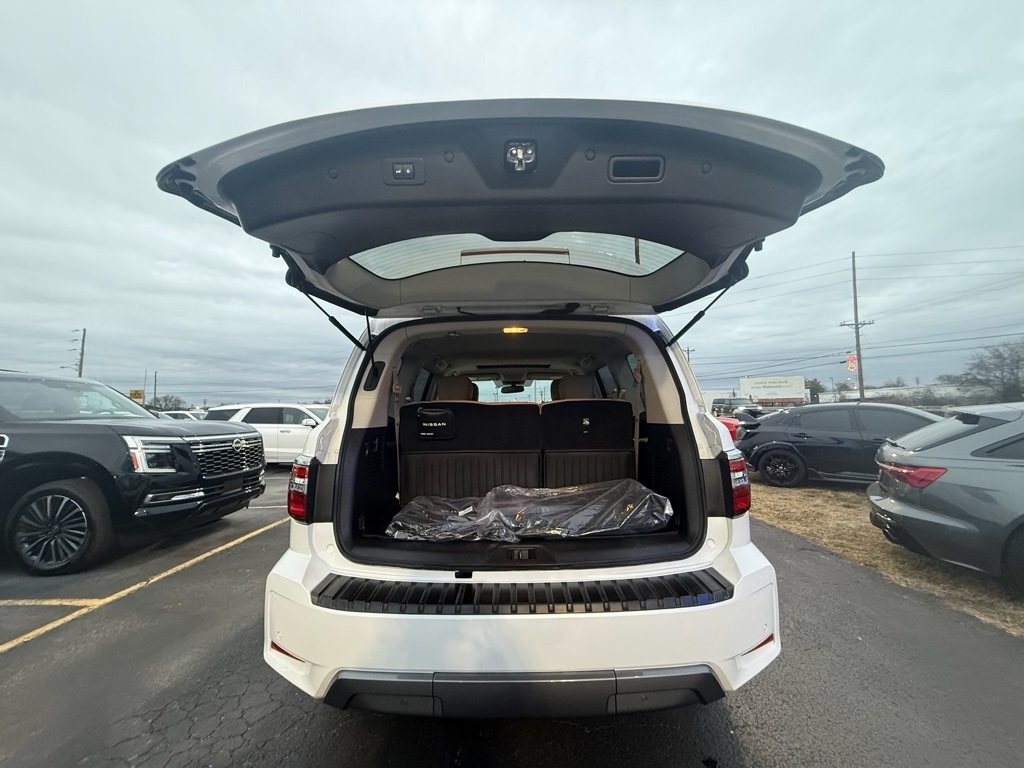 Nissan Armada SL AWD 2023