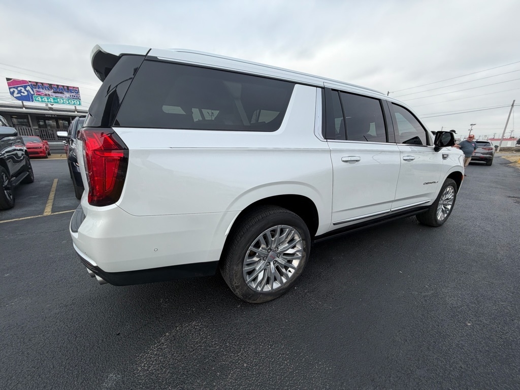GMC Yukon XL Denali 4WD 2024