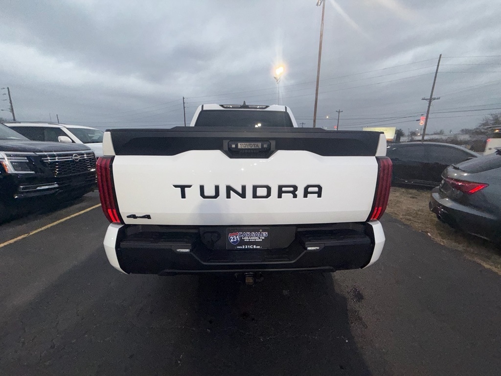 Toyota Tundra SR5 CrewMax 4WD 2026