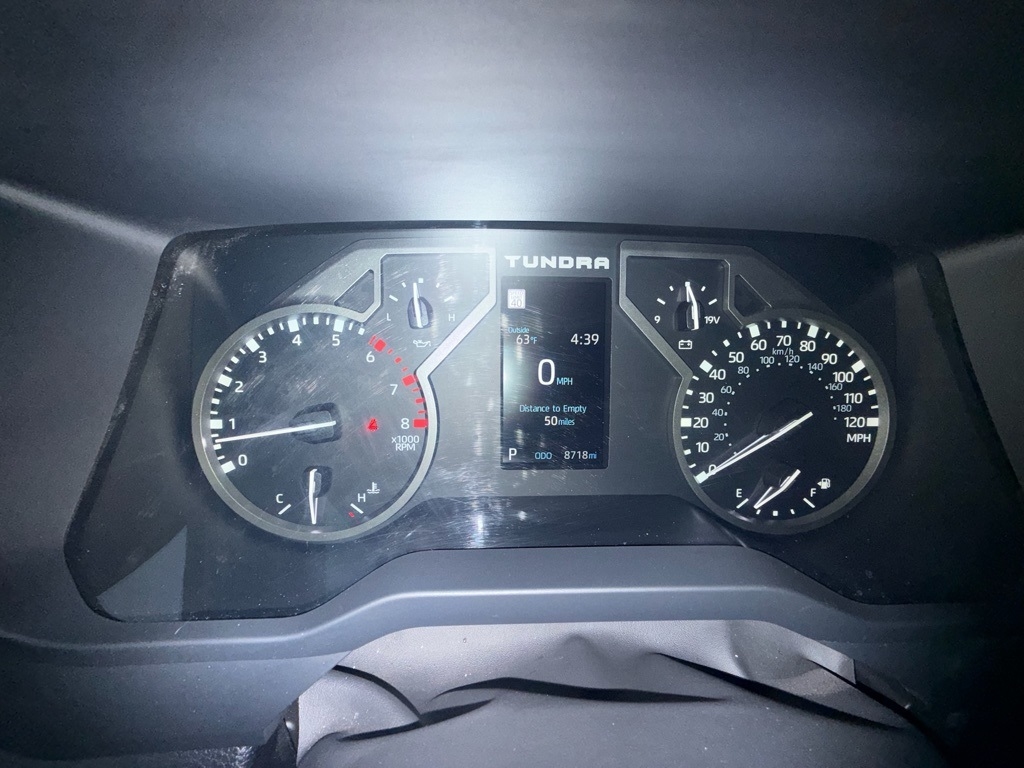 Toyota Tundra SR5 CrewMax 4WD 2026