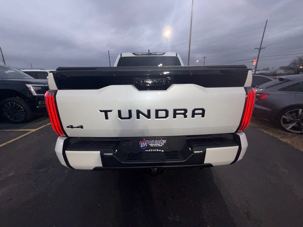 Toyota Tundra Platinum CrewMax 4WD Hybrid 2023
