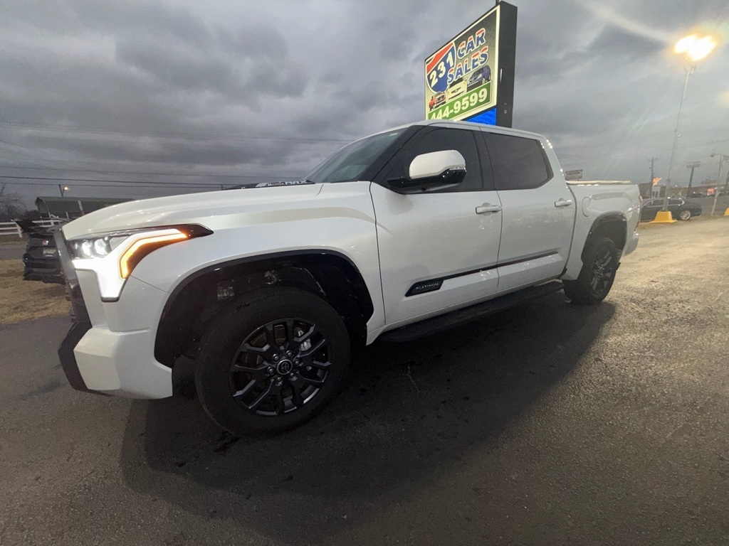 Toyota Tundra Platinum CrewMax 4WD Hybrid 2023
